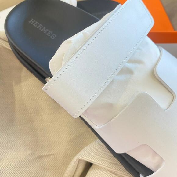 NEW Hermes Chypre White Black Leather Slide Sandal EU 40 Womens - Picture 8 of 10